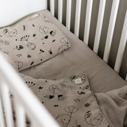 HEMPEA vauvan vuodevaatteet myydään erikseen jolloin voit helposti koota mieleisesi setin.