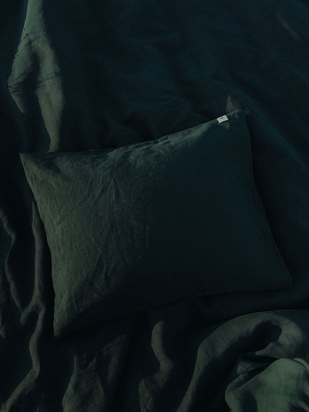 Metsänvihreä hampputyynyliina